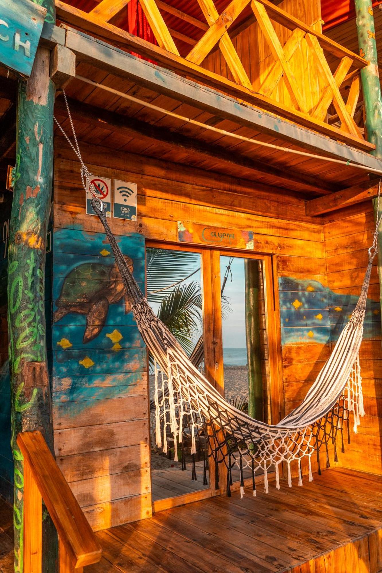 The Mompe Beach Hostal La Poza Extérieur photo